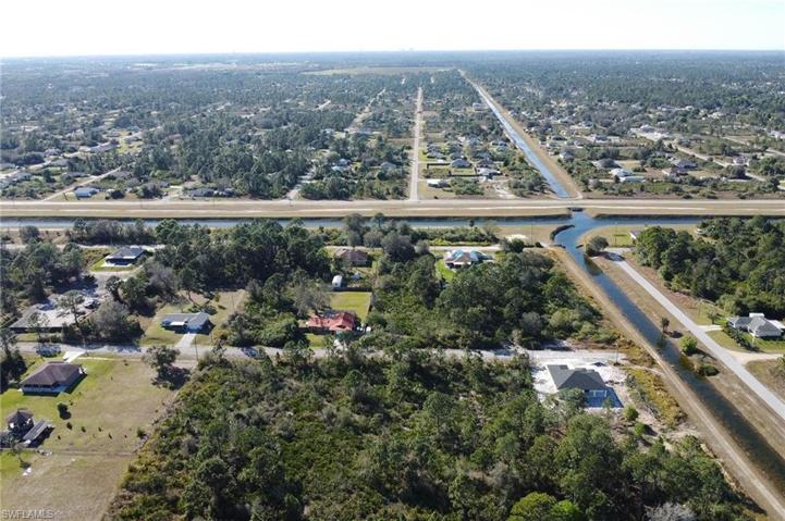 1516  Pine  AVE, LEHIGH ACRES, FL 33972
