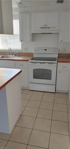 723 Se 10th St, Cape Coral, Florida 33990