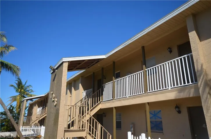 723 Se 10th St, Cape Coral, Florida 33990