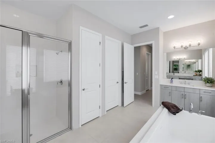 11855 Gardenia Ave, Naples, Florida 34120