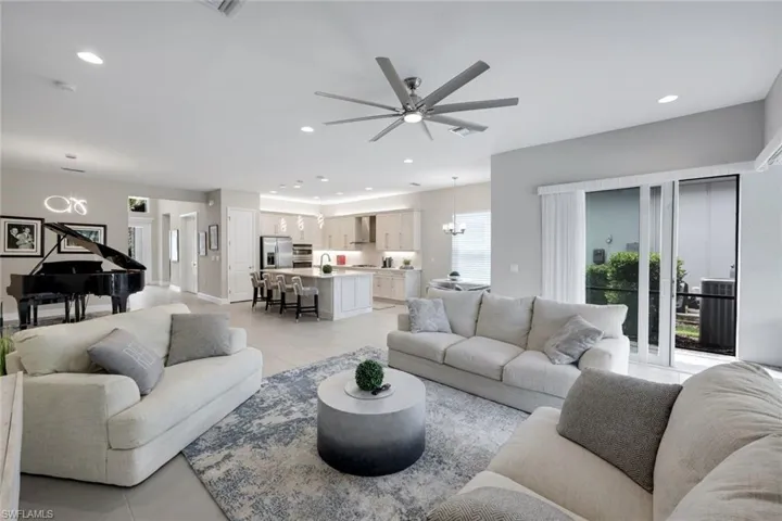 11855 Gardenia Ave, Naples, Florida 34120