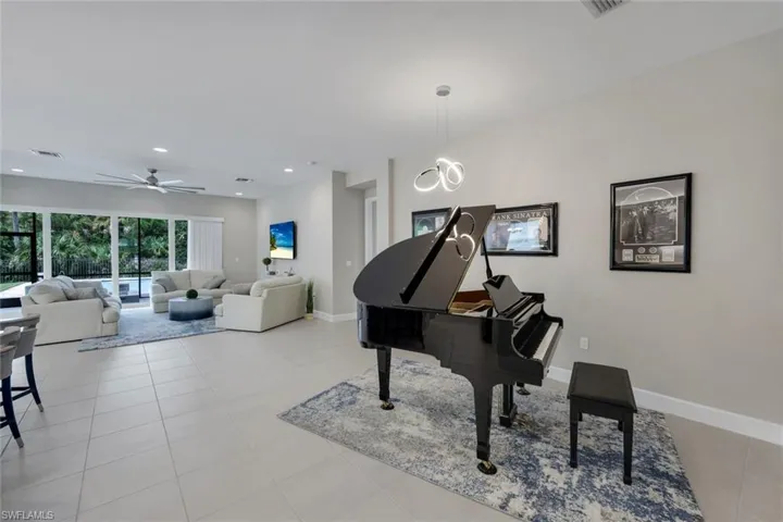 11855 Gardenia Ave, Naples, Florida 34120