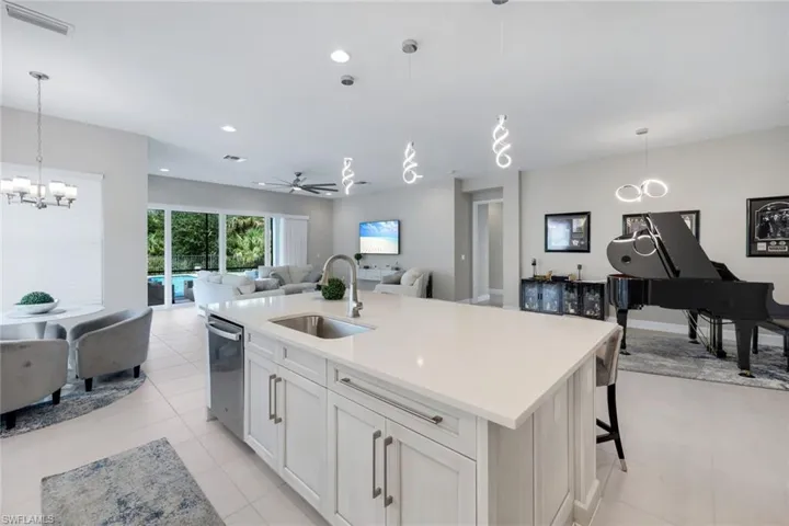 11855 Gardenia Ave, Naples, Florida 34120