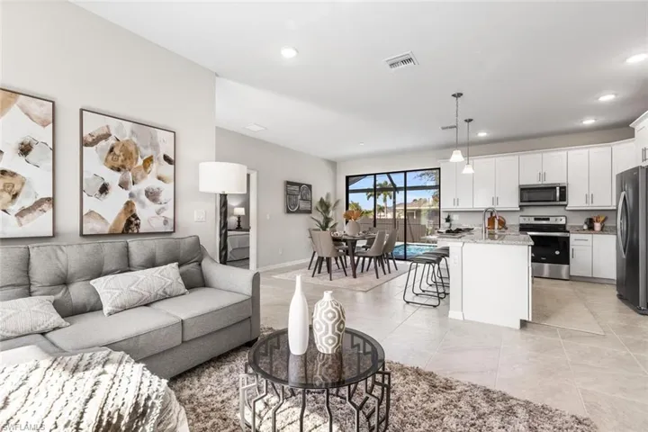 Spacious living space great for entertaining inside or out