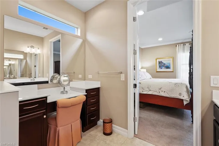 Built-in vanity