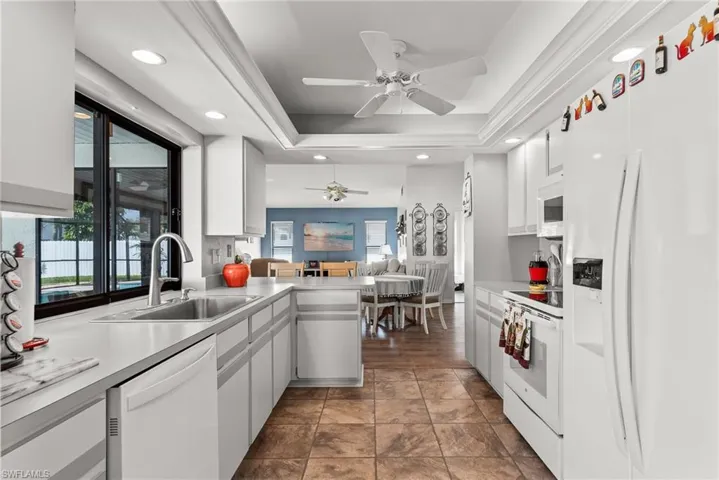 1815 Se 13th Ter, Cape Coral Fl 33990