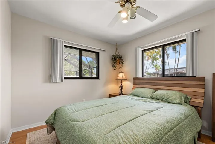 1815 Se 13th Ter, Cape Coral Fl 33990