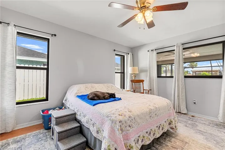 1815 Se 13th Ter, Cape Coral Fl 33990