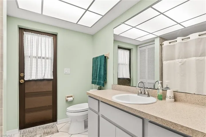 1815 Se 13th Ter, Cape Coral Fl 33990