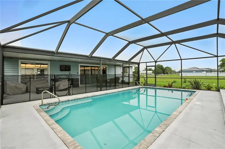 2713 NW 2nd  AVE, Cape Coral, FL 33993