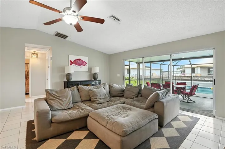 2713 NW 2nd  AVE, Cape Coral, FL 33993