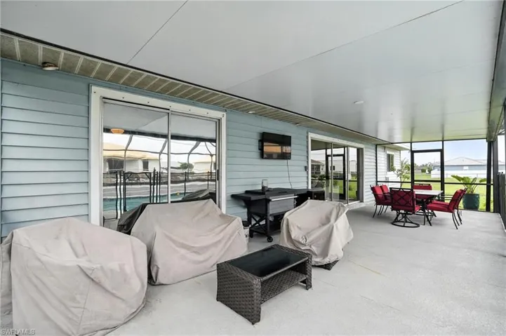 2713 NW 2nd  AVE, Cape Coral, FL 33993