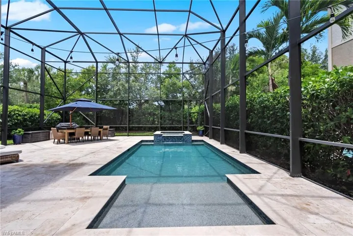 13764  Luna  DR, Naples, FL 34109