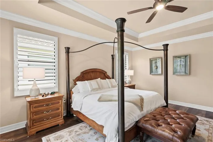 13764  Luna  DR, Naples, FL 34109