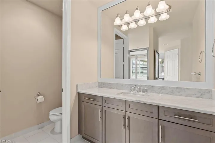 13764  Luna  DR, Naples, FL 34109