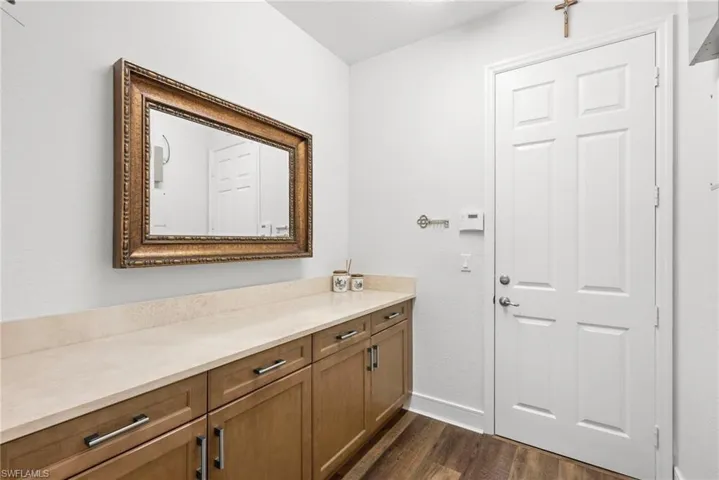 13764  Luna  DR, Naples, FL 34109