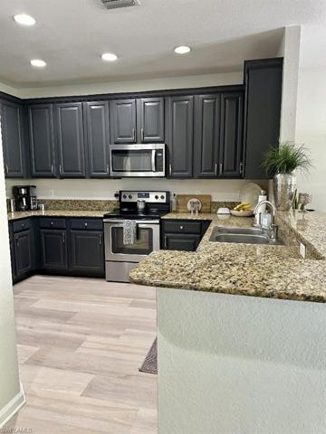 7077  Venice  WAY, Naples, FL 34119