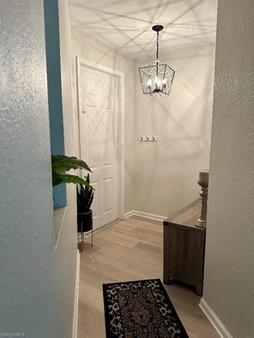 7077  Venice  WAY, Naples, FL 34119