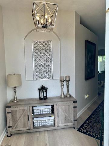 7077  Venice  WAY, Naples, FL 34119