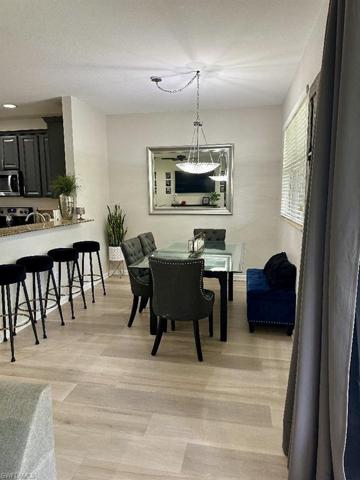 7077  Venice  WAY, Naples, FL 34119