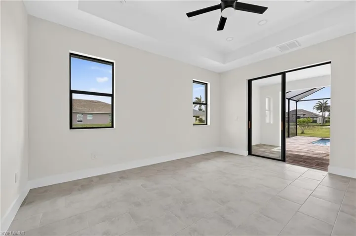 817 Nw 38th Pl, Cape Coral, Florida 33993