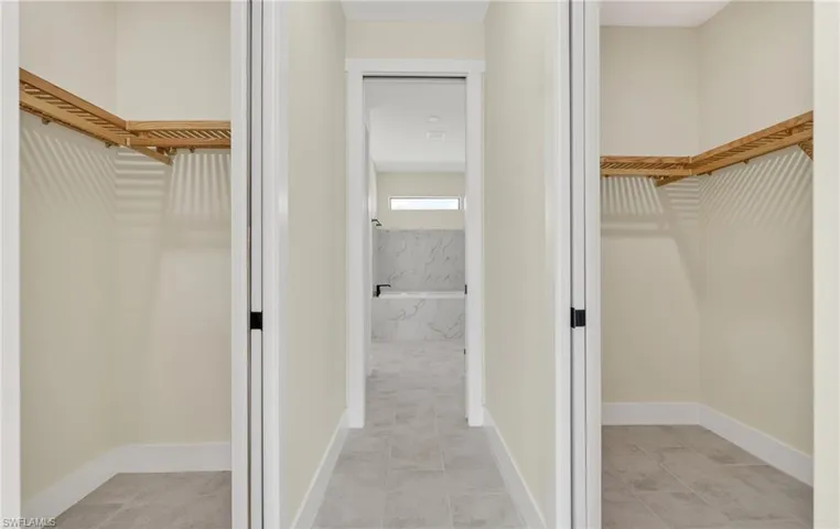 817 Nw 38th Pl, Cape Coral, Florida 33993