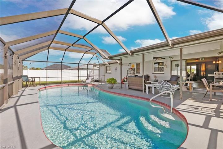 1416 SW 4th PL, CAPE CORAL FL 33991