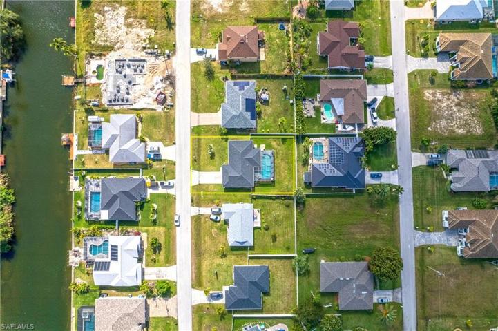 1416 SW 4th PL, CAPE CORAL FL 33991