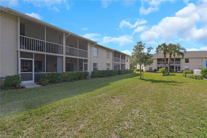 View of apartment building / complex