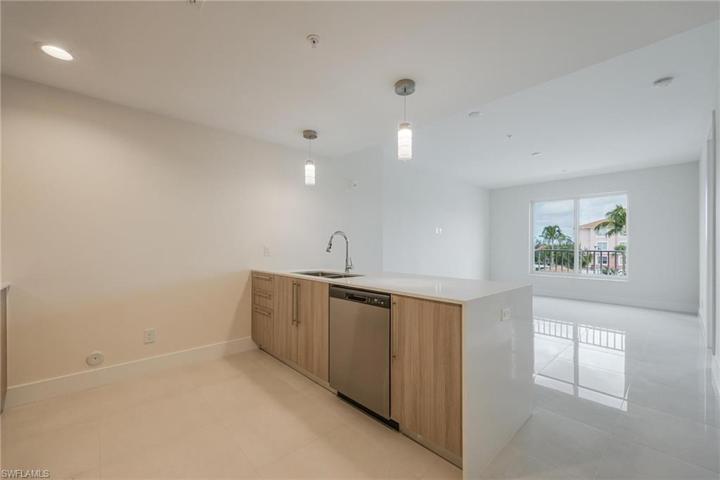 One Bedroom: Kitchen, Living, Dining