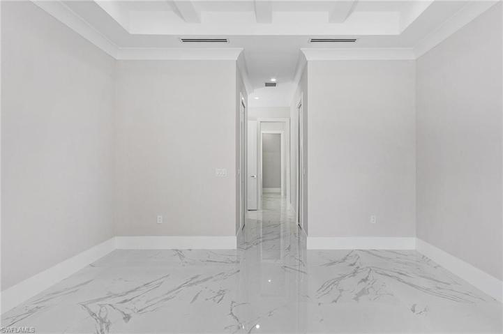 661 109th AVE N, NAPLES FL 34108