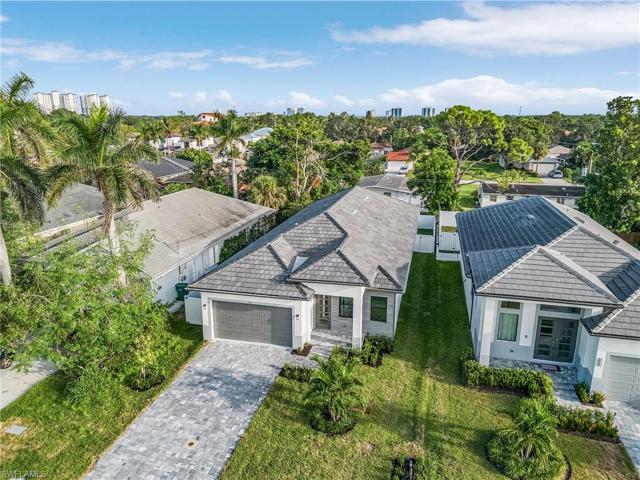 661 109th AVE N, NAPLES FL 34108