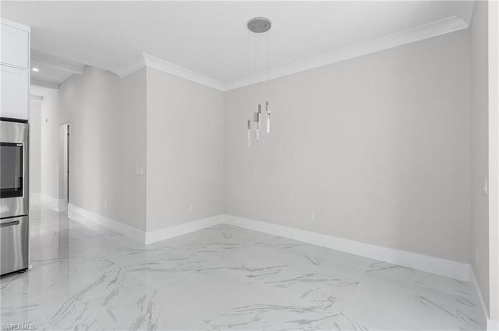 661 109th AVE N, NAPLES FL 34108