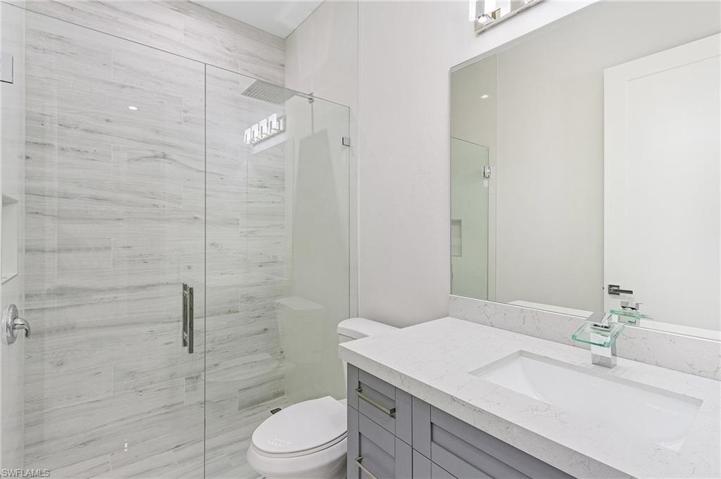 661 109th AVE N, NAPLES FL 34108
