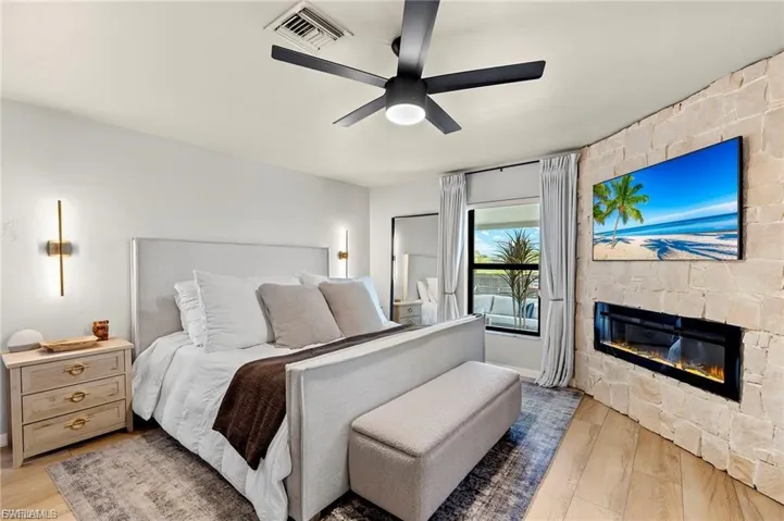 329 Ne 27th St, Cape Coral, Florida 33909
