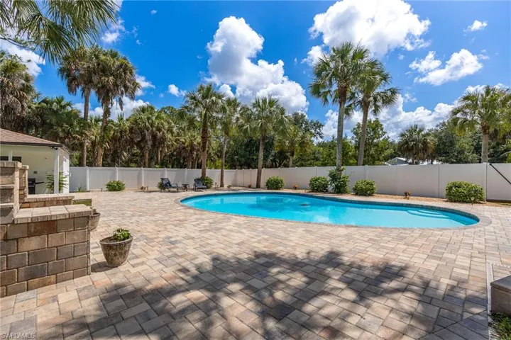18381 Panther Trail Ln, North Fort Myers, Florida 33917
