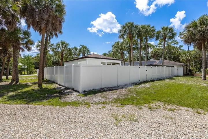 18381 Panther Trail Ln, North Fort Myers, Florida 33917