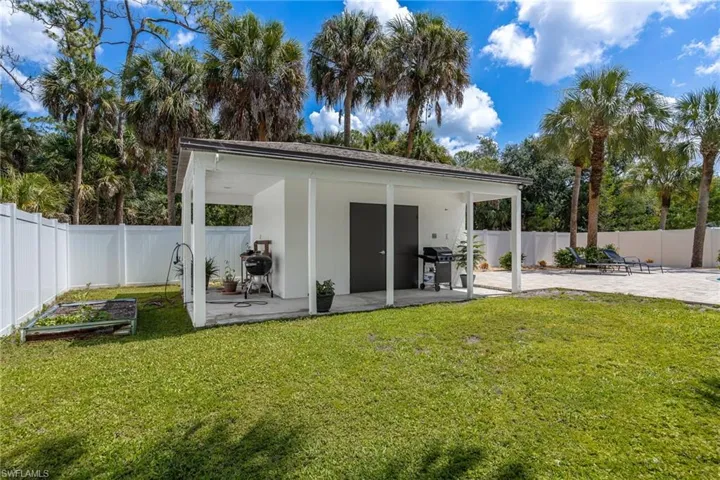 18381 Panther Trail Ln, North Fort Myers, Florida 33917
