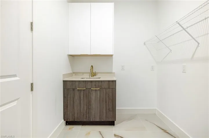 Photo of Model Laundry Room