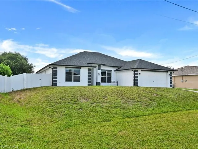 25 Nw 29th Pl, Cape Coral, Florida 33993