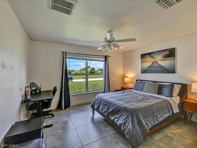 25 Nw 29th Pl, Cape Coral, Florida 33993