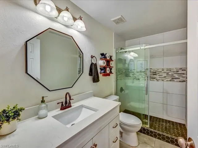 25 Nw 29th Pl, Cape Coral, Florida 33993