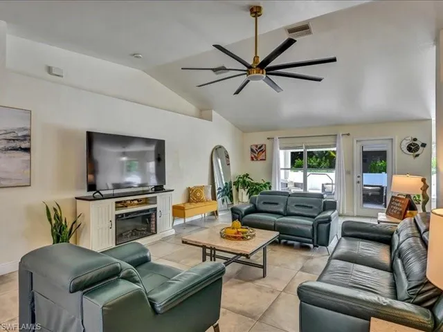 25 Nw 29th Pl, Cape Coral, Florida 33993