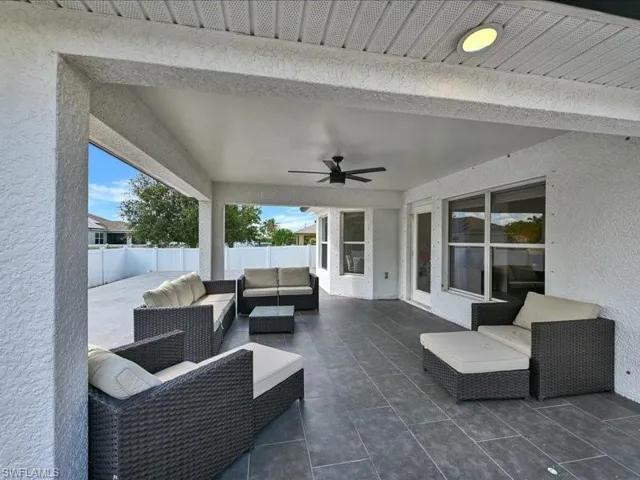25 Nw 29th Pl, Cape Coral, Florida 33993
