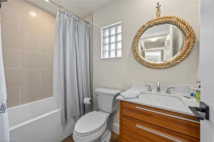 3  Crooked  LN, Naples, FL 34112
