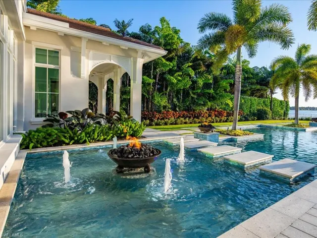 17412 Via Lugano Ct, Miromar Lakes, Florida 33913