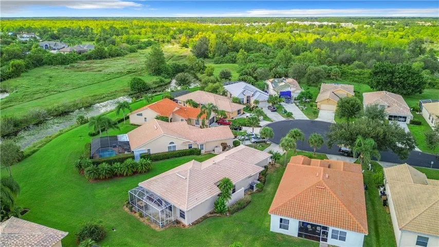609  Aston Lake  CT, Lehigh Acres, FL 33974