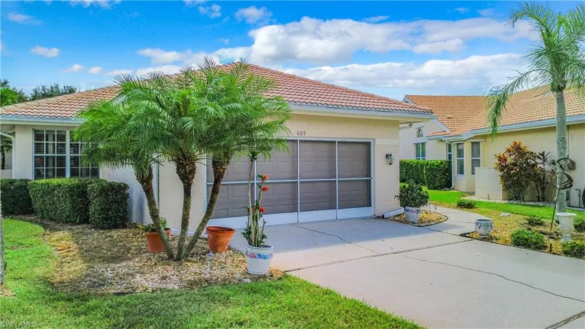 609  Aston Lake  CT, Lehigh Acres, FL 33974