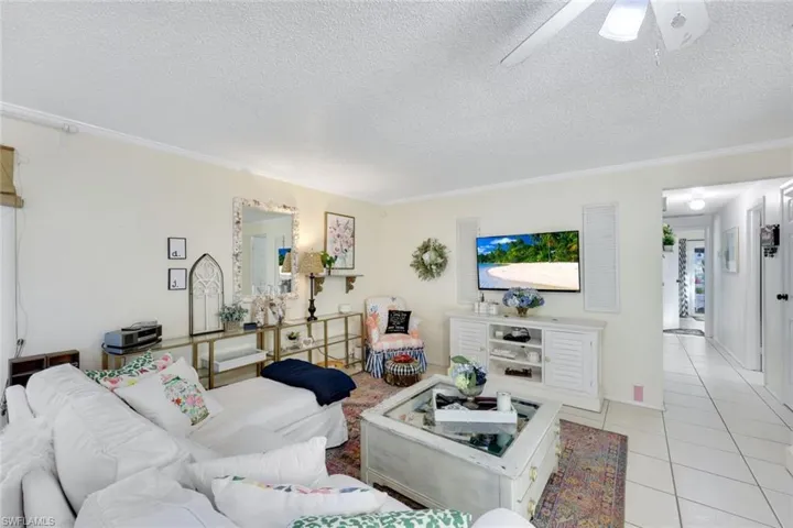 1366  Trail Terrace  DR, Naples, FL 34103
