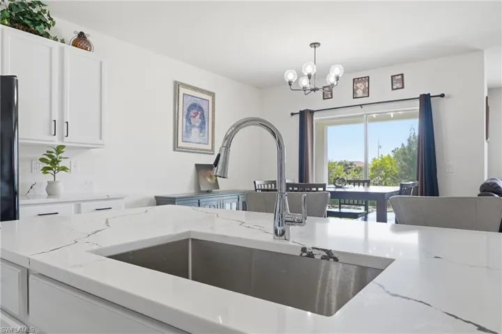 2006 15th Ave, Cape Coral, Florida 33991